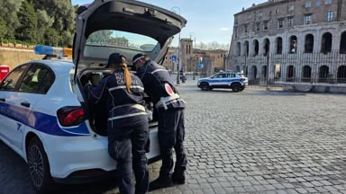 controlli centro storico polizia locale roma