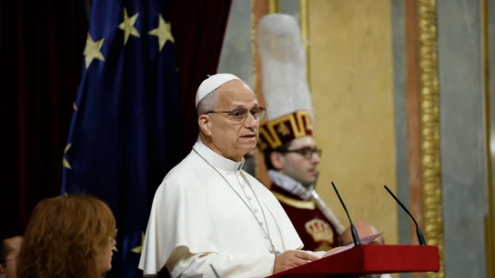 papa-leon-xiv-pronuncia-este-lunes-hemiciclo-congreso-diputados_160