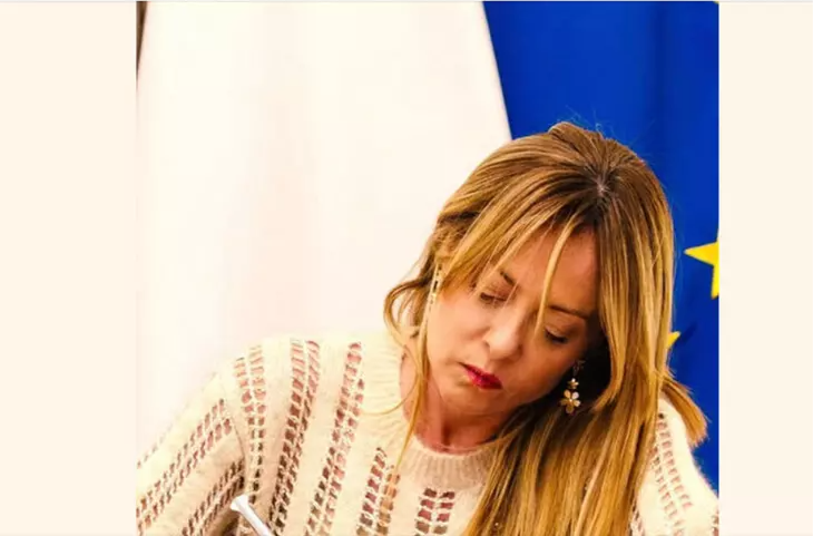 6cd8326d6c6709ee58b63cddda8db466