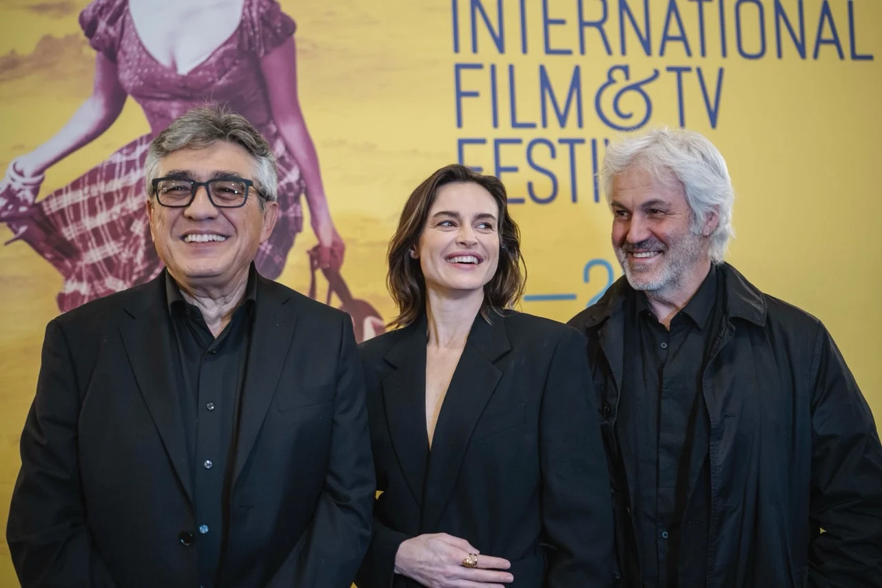 kasia-smutniak-5-dimensioni-grandi