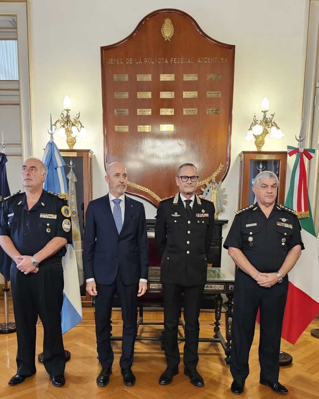 2ed2bb18-5cd2-4fd6-b642-1ebb707643cb