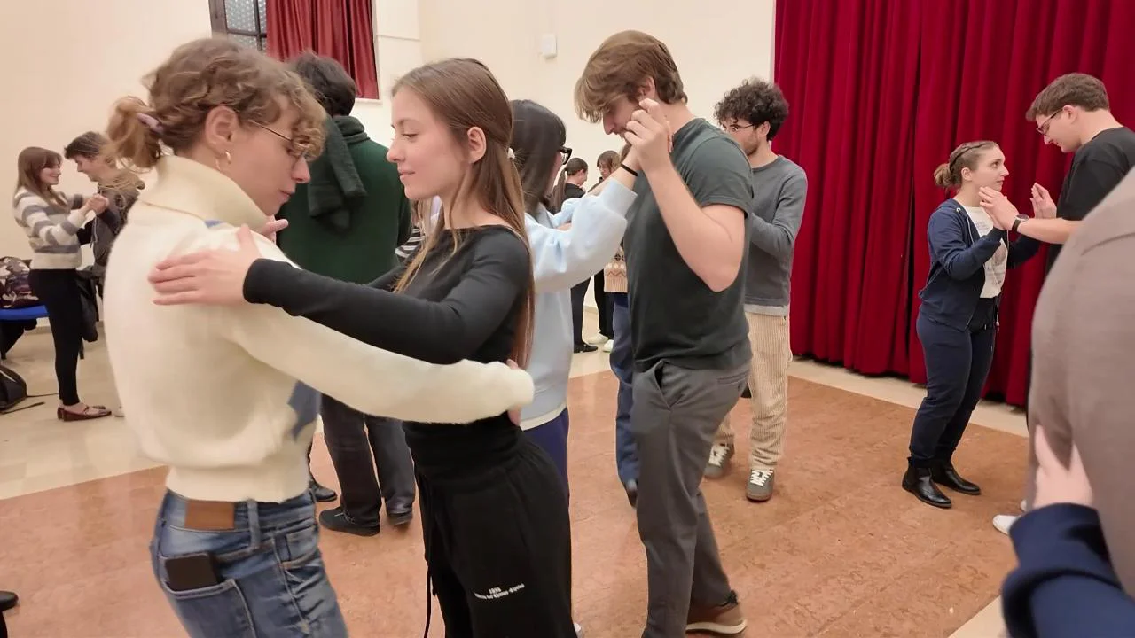 1227649-thumb-full-720-tango_all_universita_d