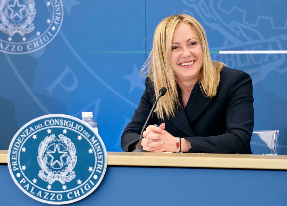 E2020E00-21A7-47CA-959E-1871C2D38B60